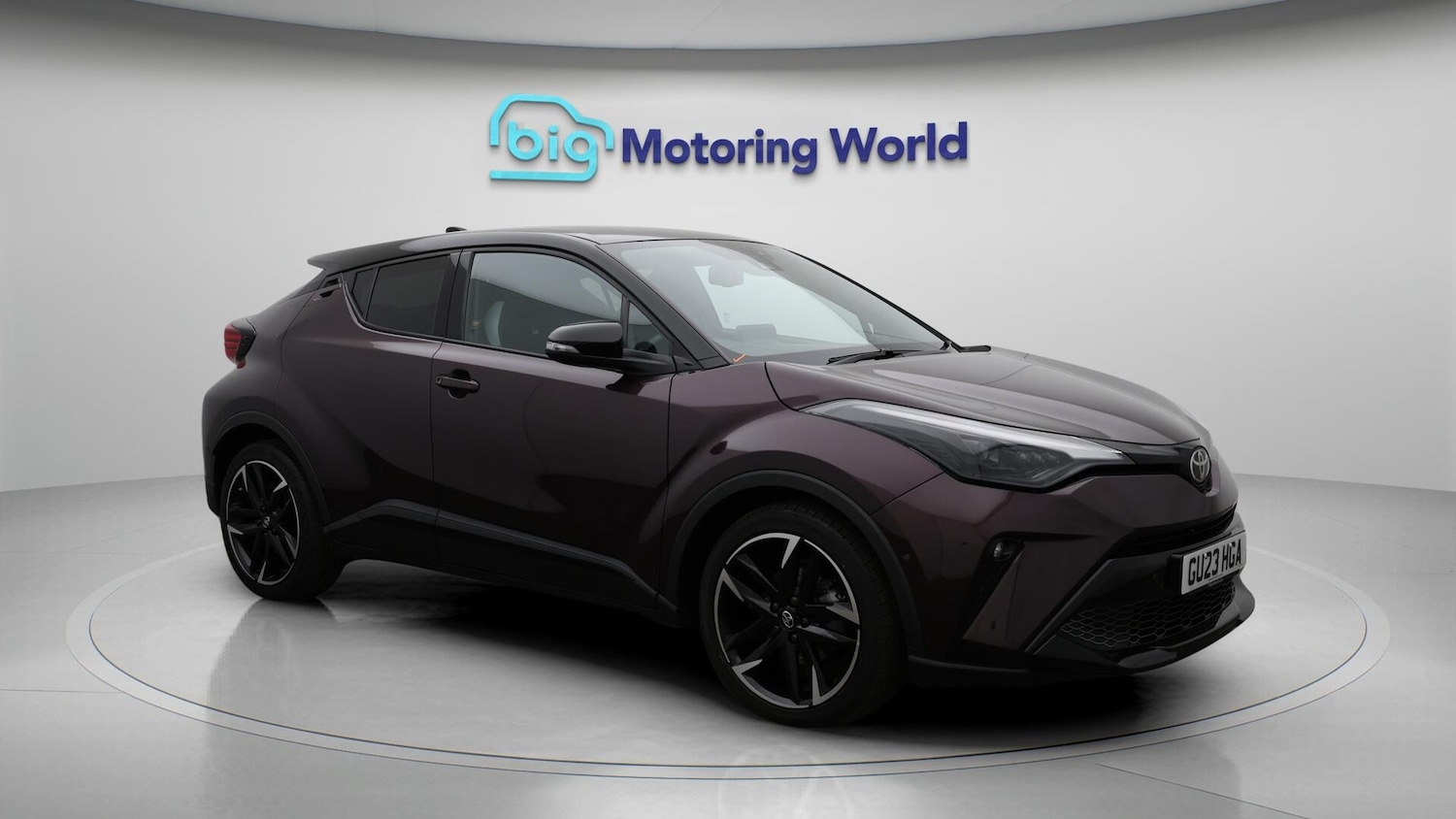 Used Toyota C-HR 2023 for sale - 76137084: Photo 2