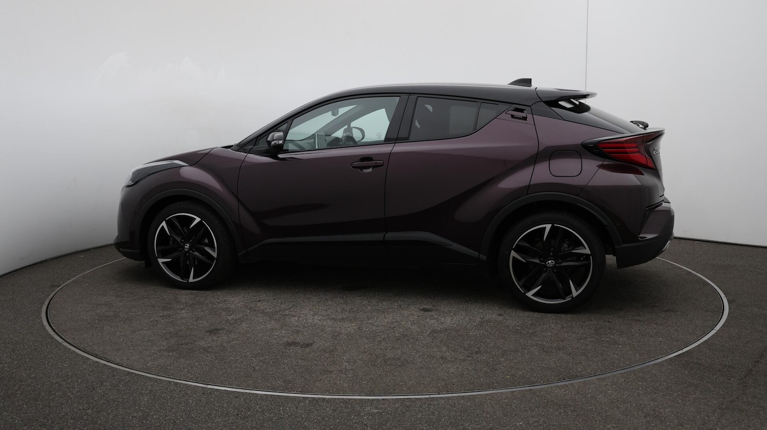 Used Toyota C-HR 2023 for sale - 76137084: Photo 60