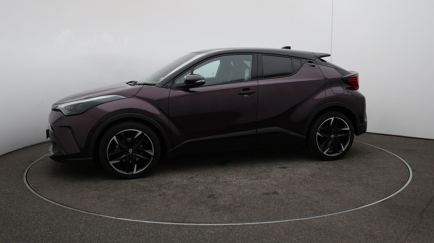 Used Toyota C-HR 2023 for sale - 76137084: Photo 68