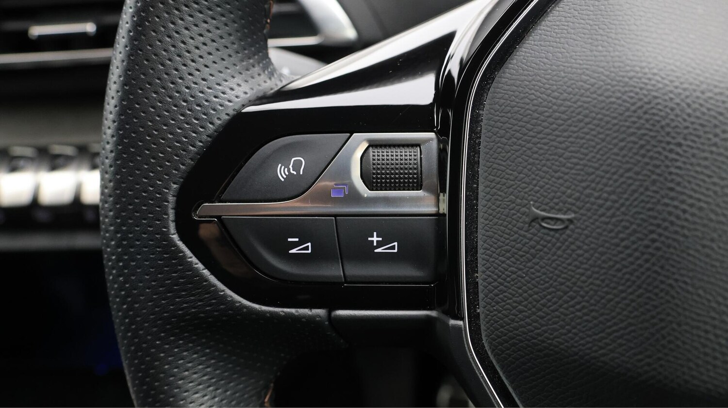 Used Peugeot 5008 2022 for sale - 76282844: Photo 28