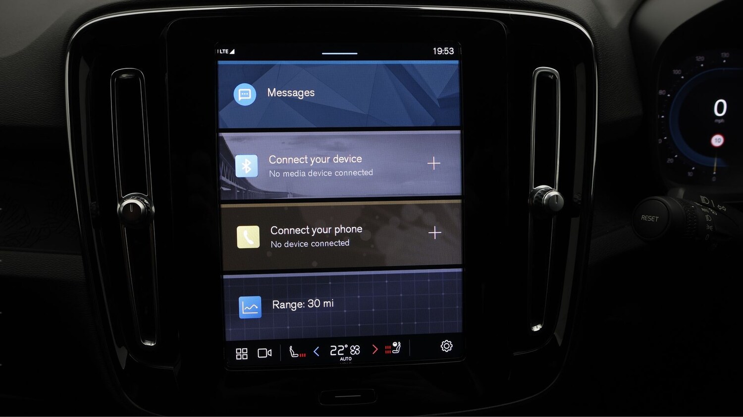 Used Volvo XC40 2022 for sale - 77199279: Photo 11