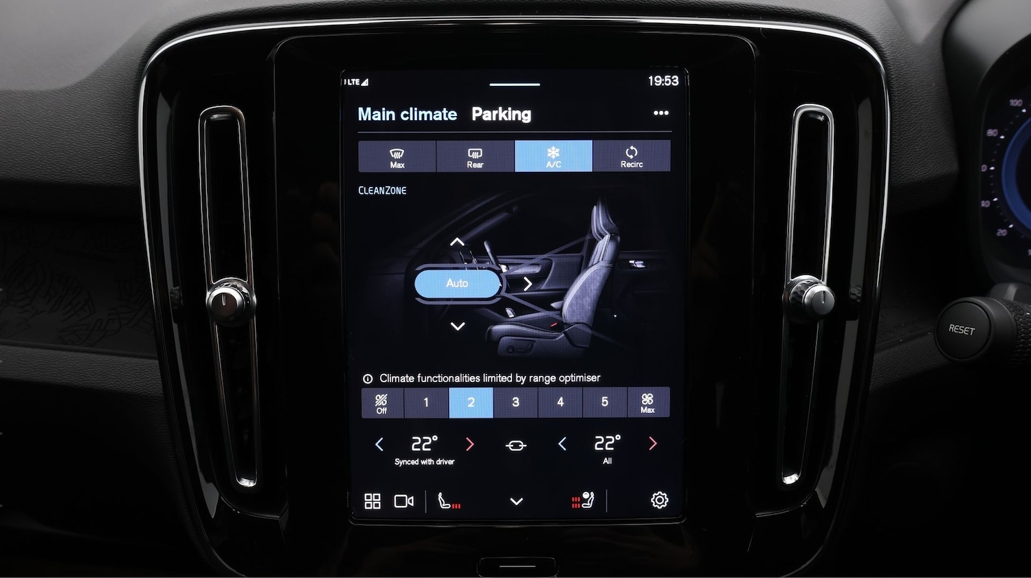 Used Volvo XC40 2022 for sale - 77199279: Photo 12