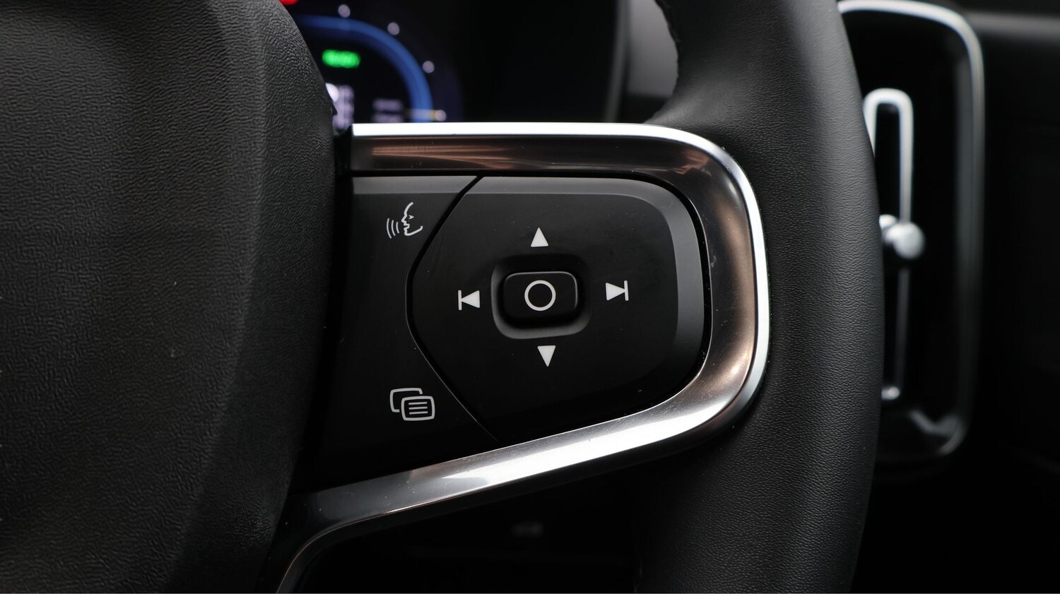 Used Volvo XC40 2022 for sale - 77199279: Photo 23