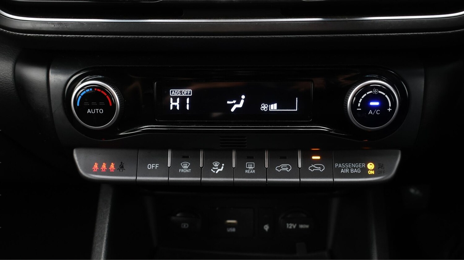 Used Hyundai KONA 2023 for sale - 77418489: Photo 12