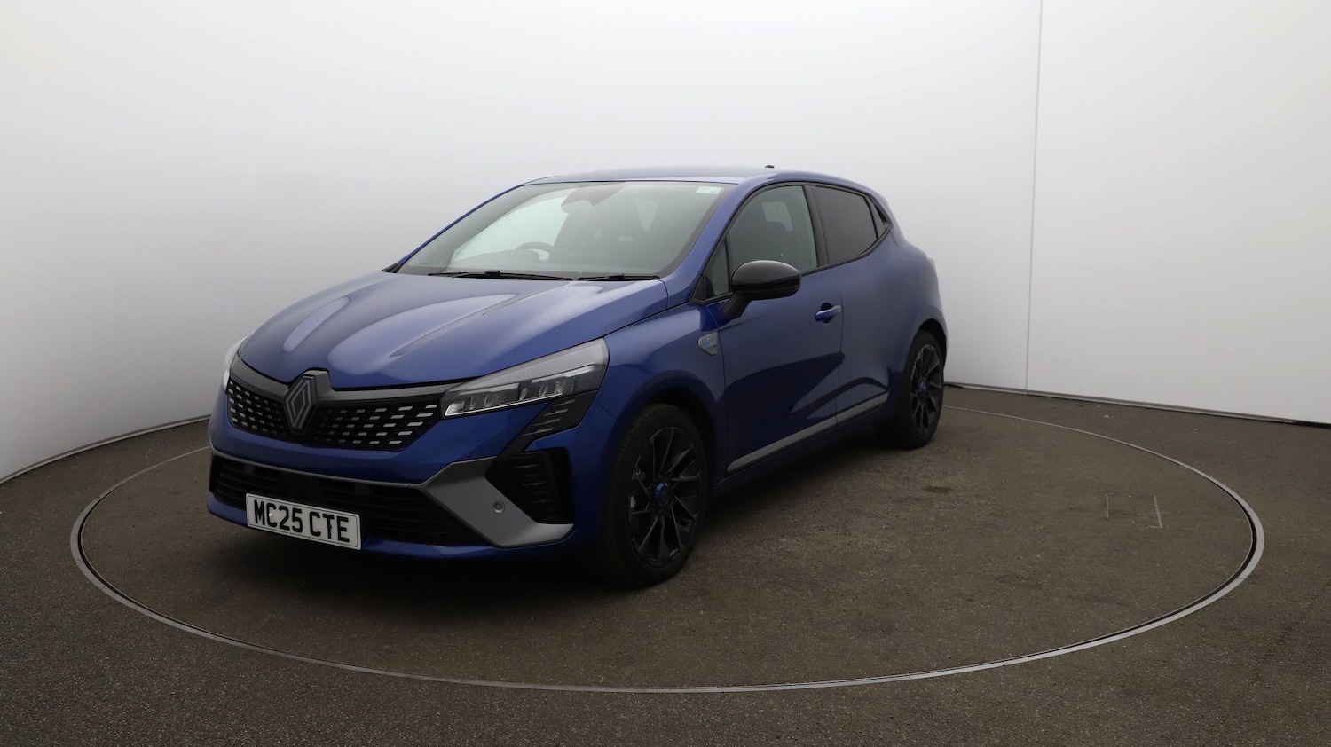 Used Renault Clio for sale - 76810185: Photo 30