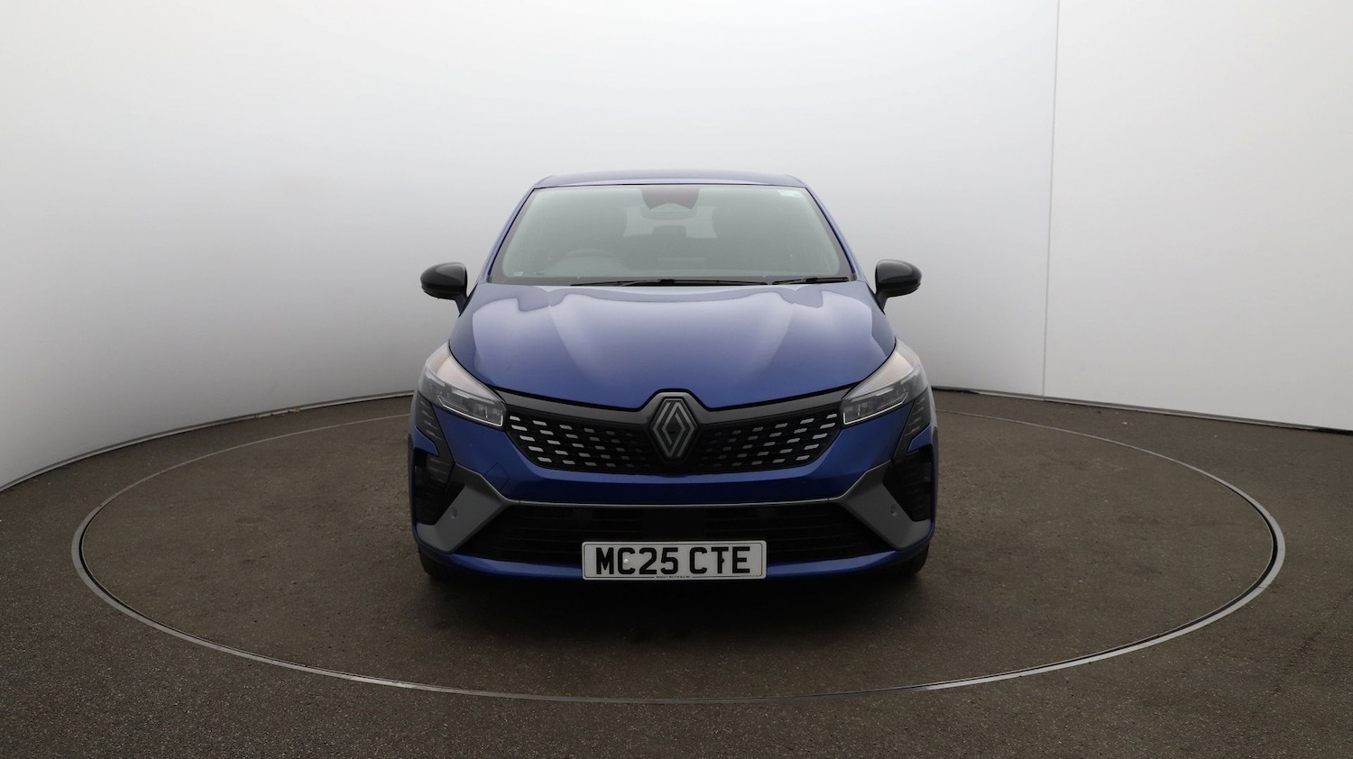 Used Renault Clio for sale - 76810185: Photo 33