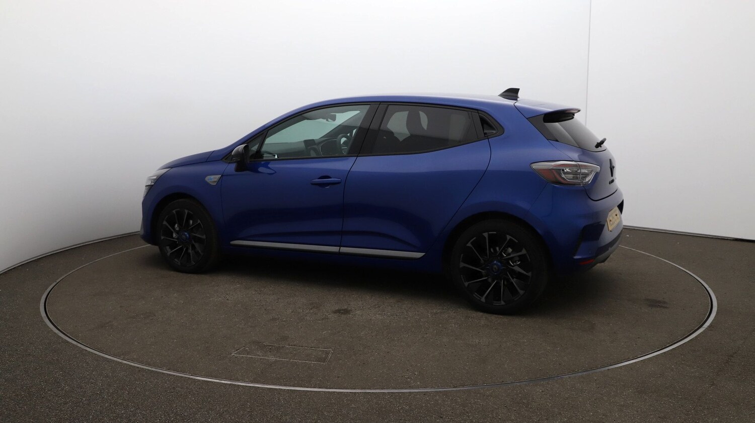 Used Renault Clio for sale - 76810185: Photo 40