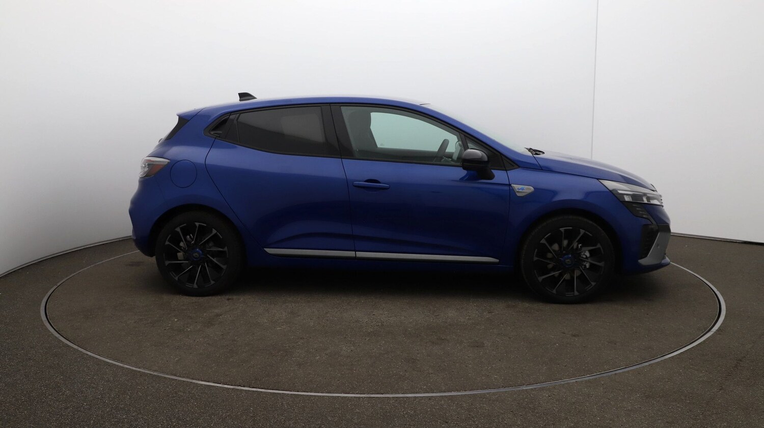 Used Renault Clio for sale - 76810185: Photo 42