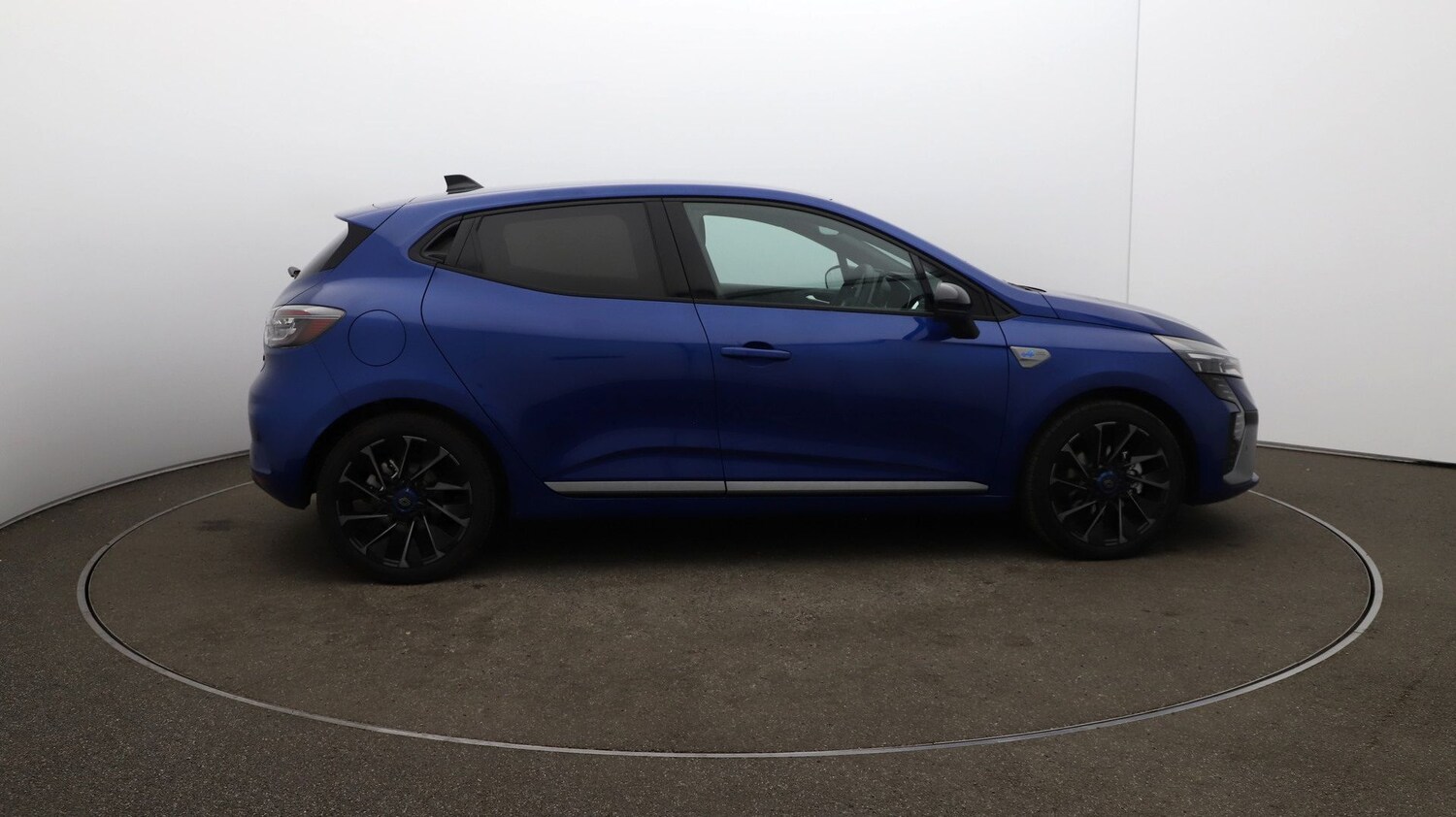 Used Renault Clio for sale - 76810185: Photo 43