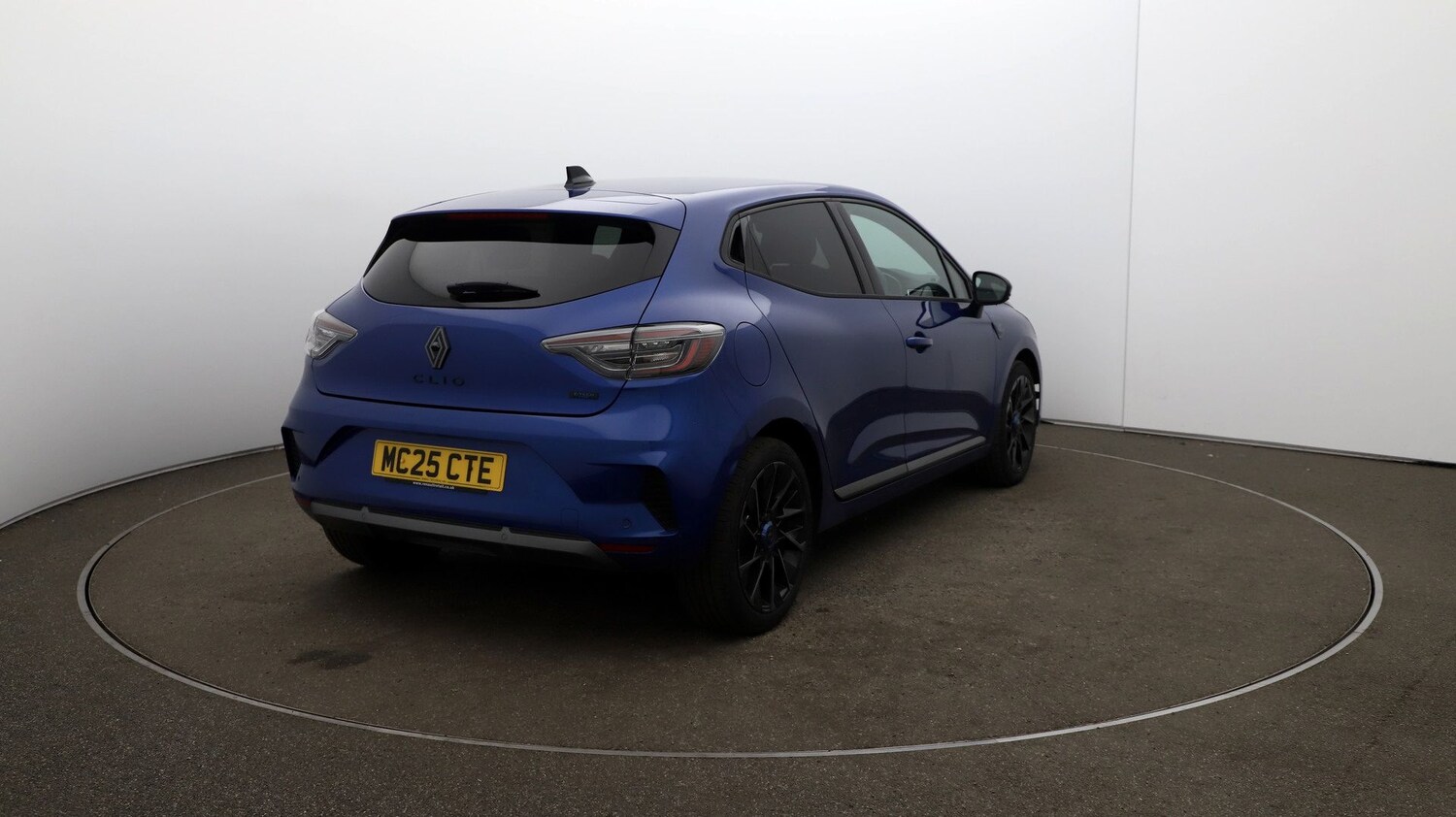 Used Renault Clio for sale - 76810185: Photo 48