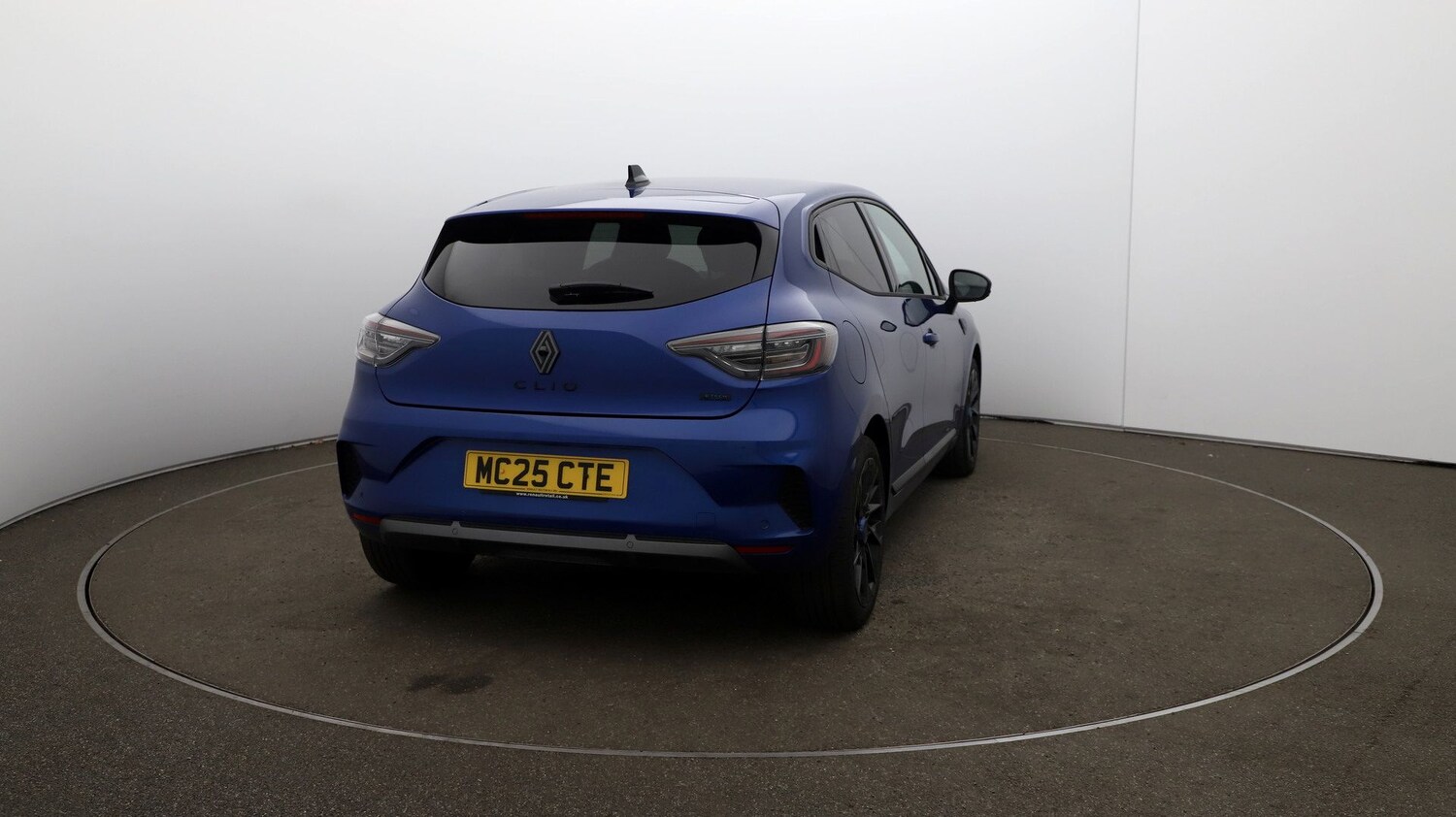 Used Renault Clio for sale - 76810185: Photo 49