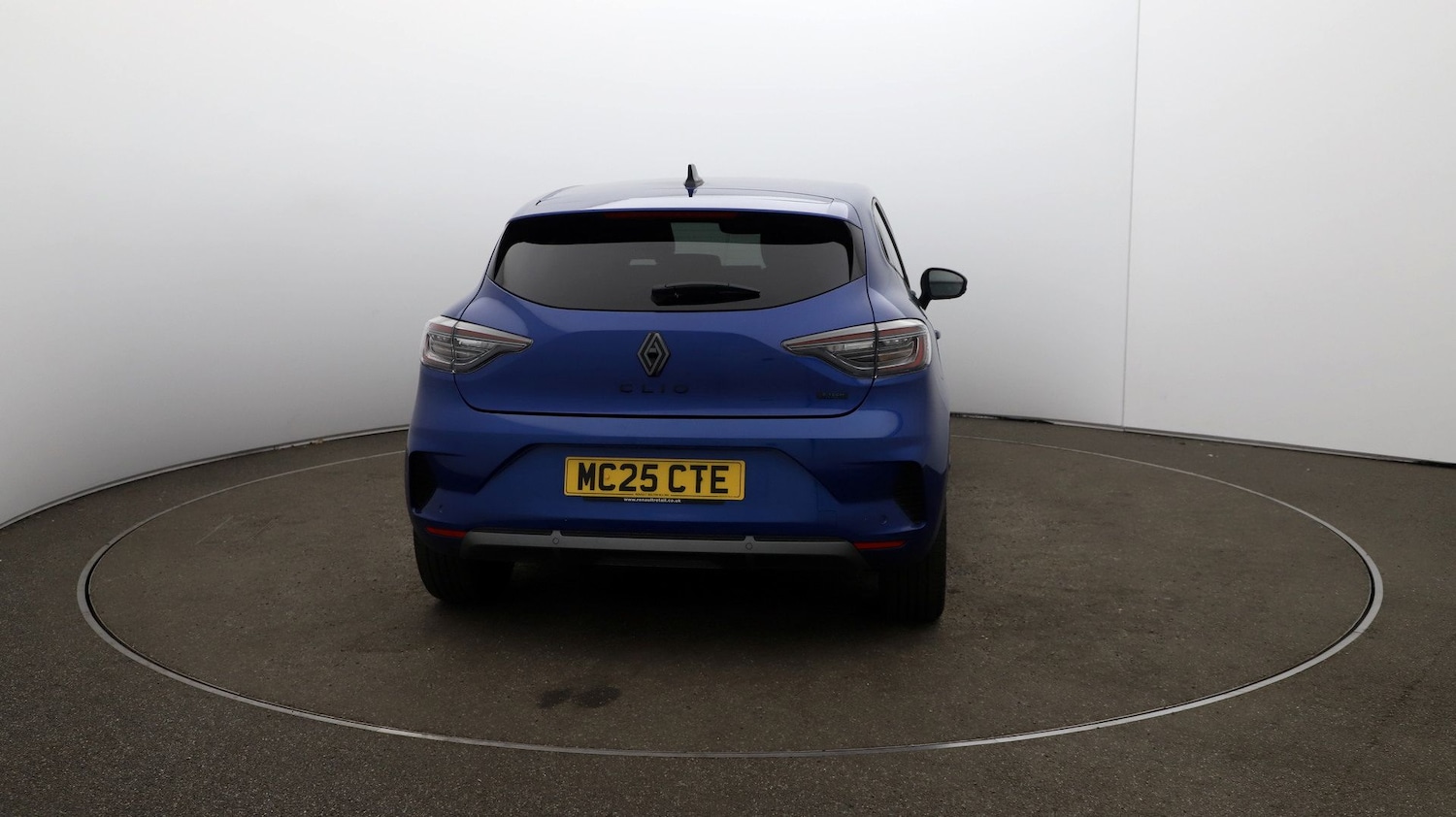 Used Renault Clio for sale - 76810185: Photo 50