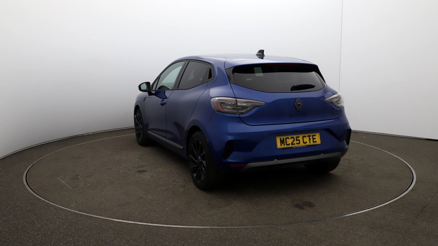 Used Renault Clio for sale - 76810185: Photo 54