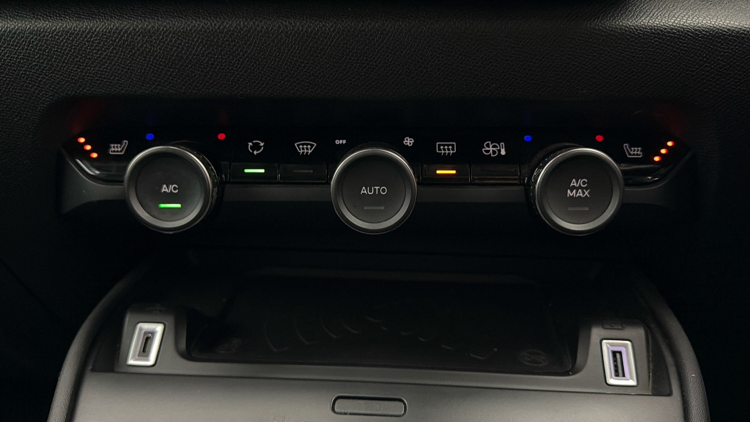 Used Citroen C4 2022 for sale - 77963701: Photo 11