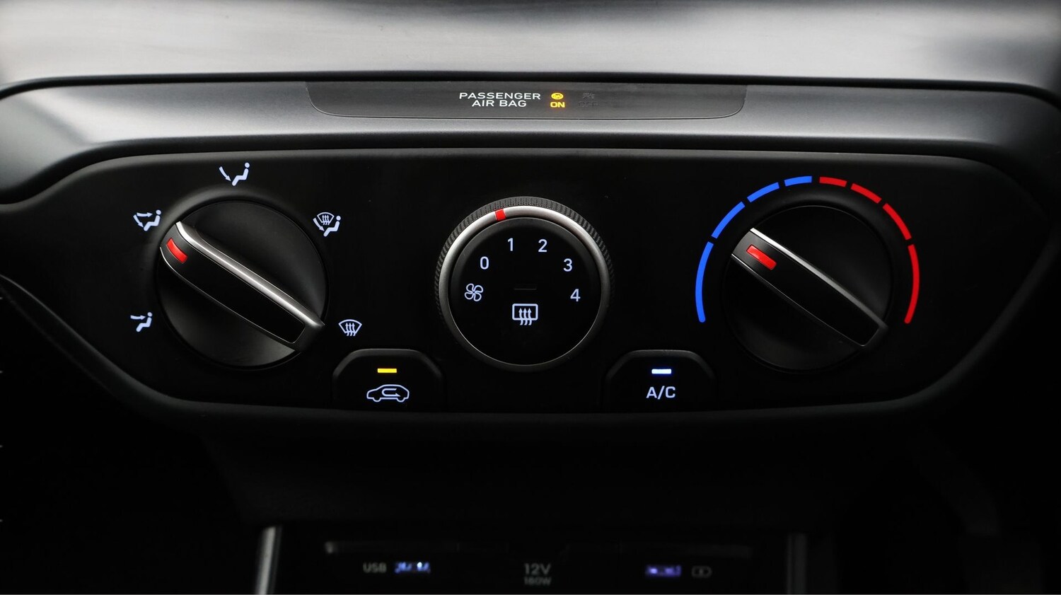 Used Hyundai i20 2023 for sale - 77451331: Photo 12