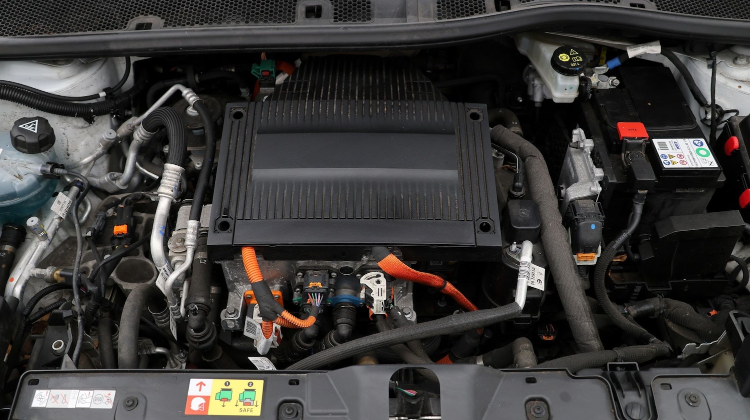 Used Peugeot 2008 2023 for sale - 77759587: Photo 19