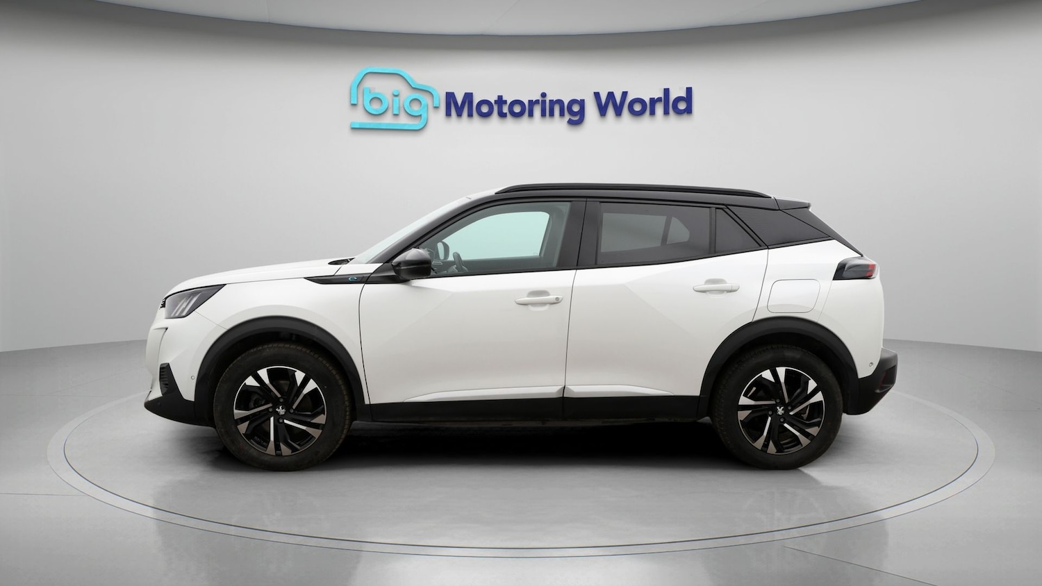 Used Peugeot 2008 2023 for sale - 77759587: Photo 4