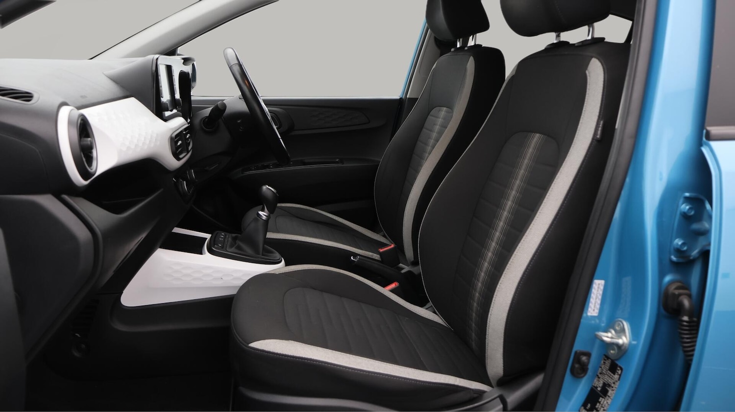 Used Hyundai i10 2022 for sale - 76666769: Photo 15