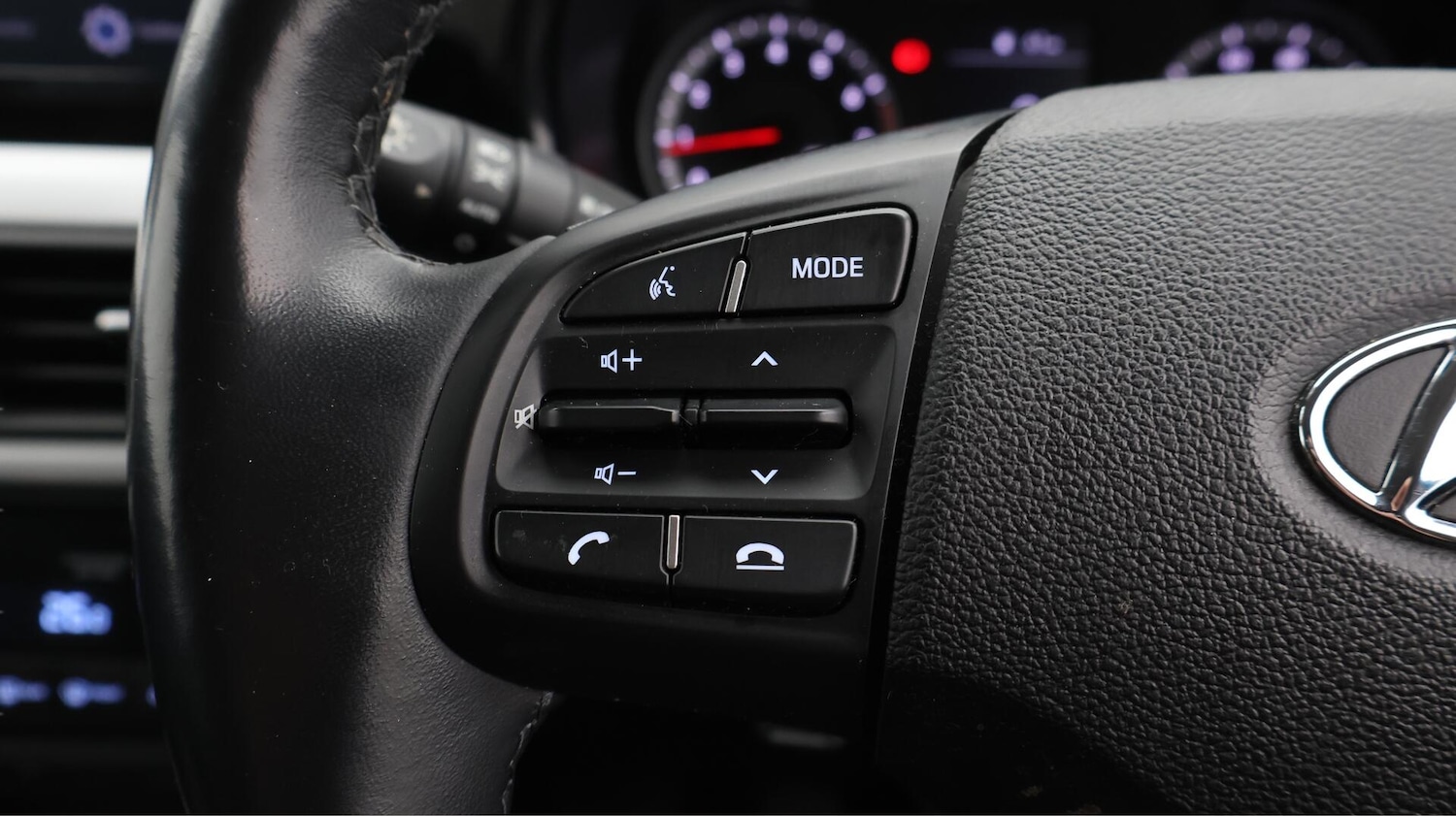 Used Hyundai i10 2022 for sale - 76666769: Photo 25