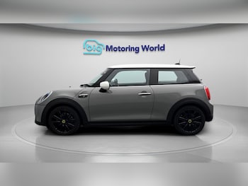 Used MINI Electric Hatch 2022 for sale - 79165649: Photo