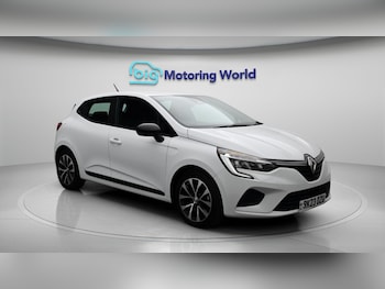 Used Renault Clio 2023 for sale - 79087871: Photo