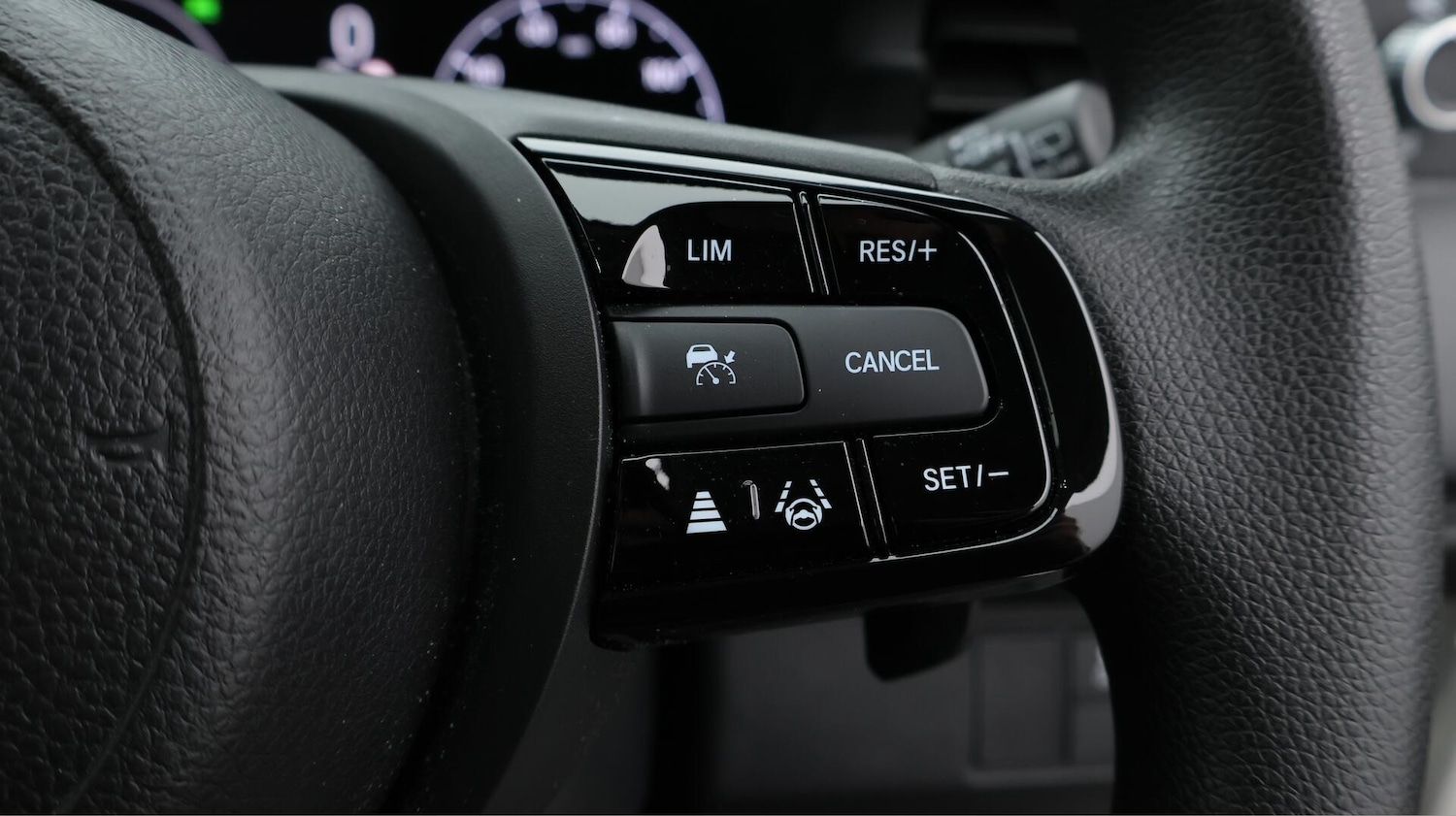 Used Honda HR-V 2023 for sale - 76370138: Photo 24