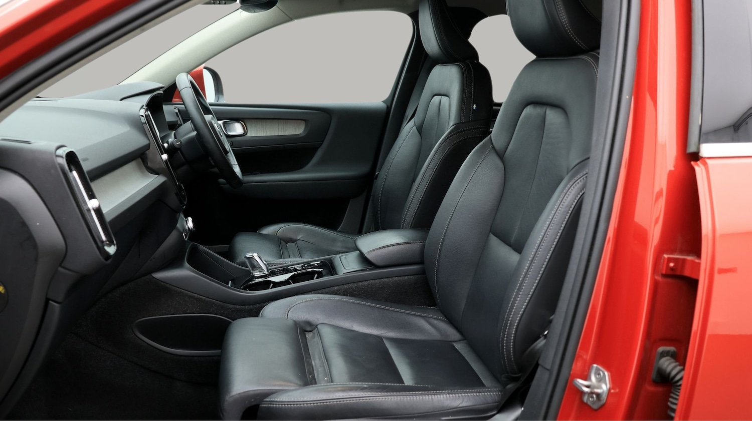 Used Volvo XC40 2020 for sale - 77730101: Photo 14