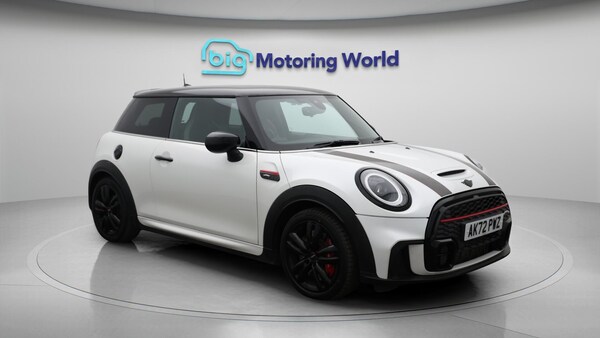 Used MINI Hatch 2022 for sale - 75553171: Photo 2