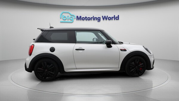 Used MINI Hatch 2022 for sale - 75553171: Photo 9
