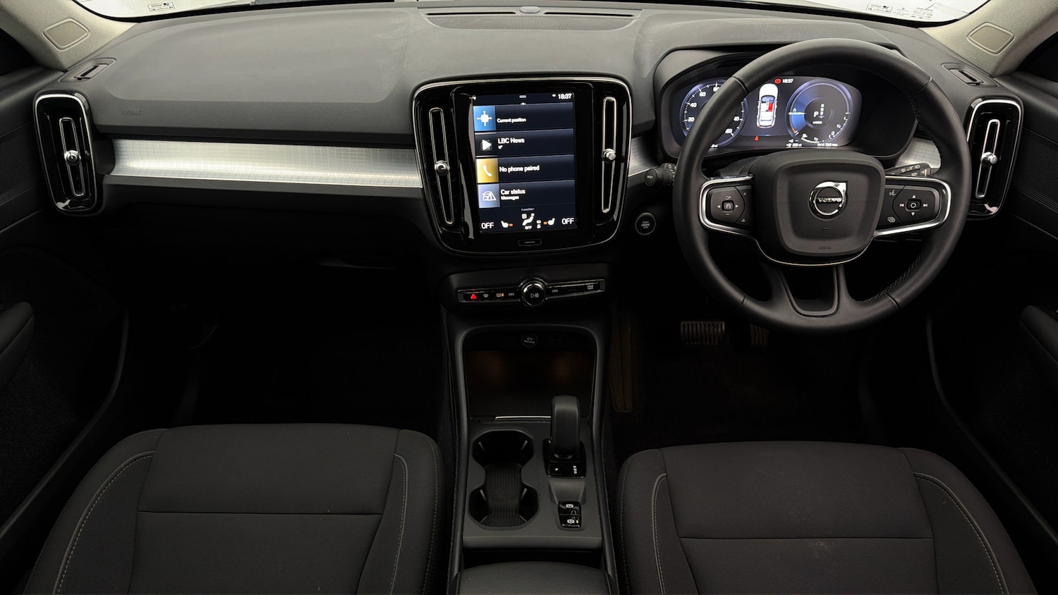 Used Volvo XC40 2021 for sale - 78026990: Photo 12