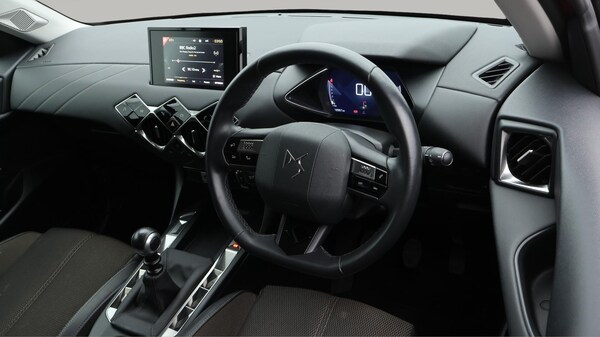 Used DS Automobiles DS 3 Crossback 2022 for sale - 75414683: Photo 10
