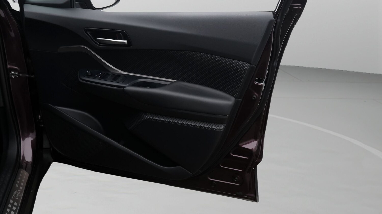 Used Toyota C-HR 2023 for sale - 77530104: Photo 15