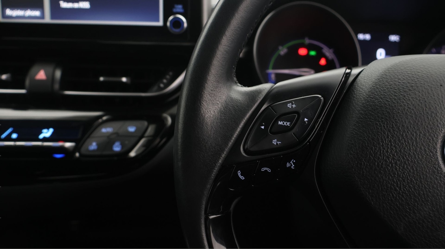 Used Toyota C-HR 2023 for sale - 77530104: Photo 23