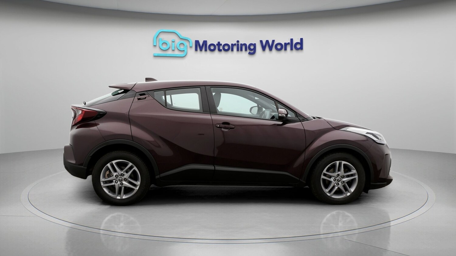 Used Toyota C-HR 2023 for sale - 77530104: Photo 8