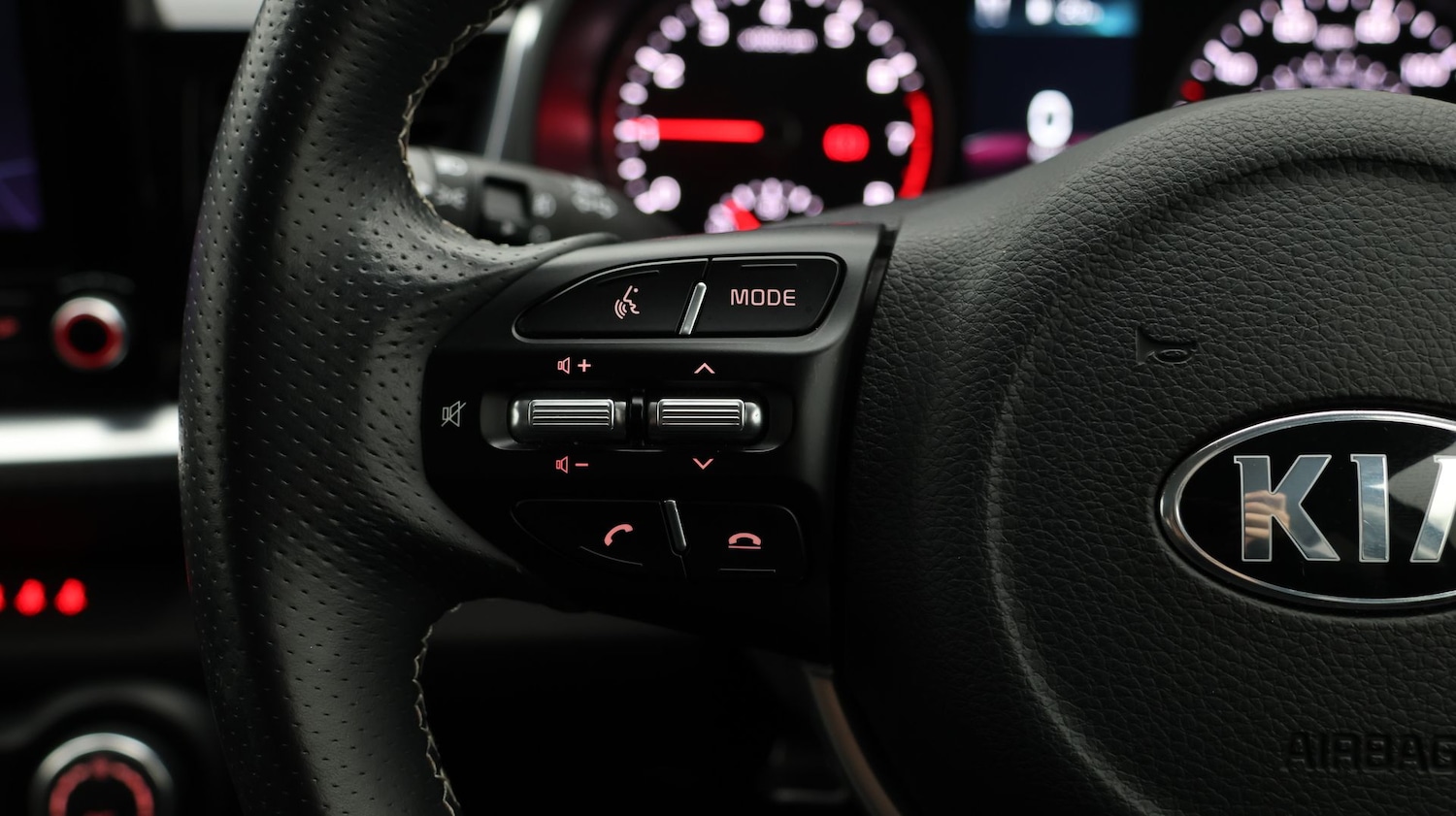 Used Kia Stonic 2021 for sale - 77618516: Photo 26