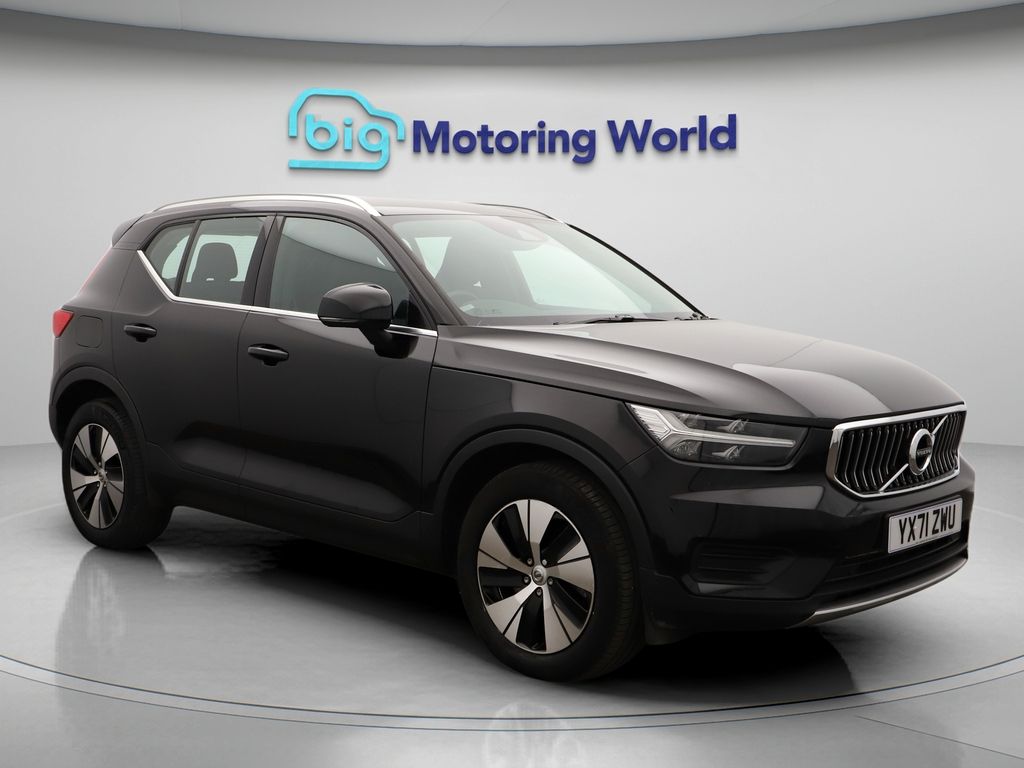 Used Volvo XC40 2021 for sale - 76811916: Photo 2