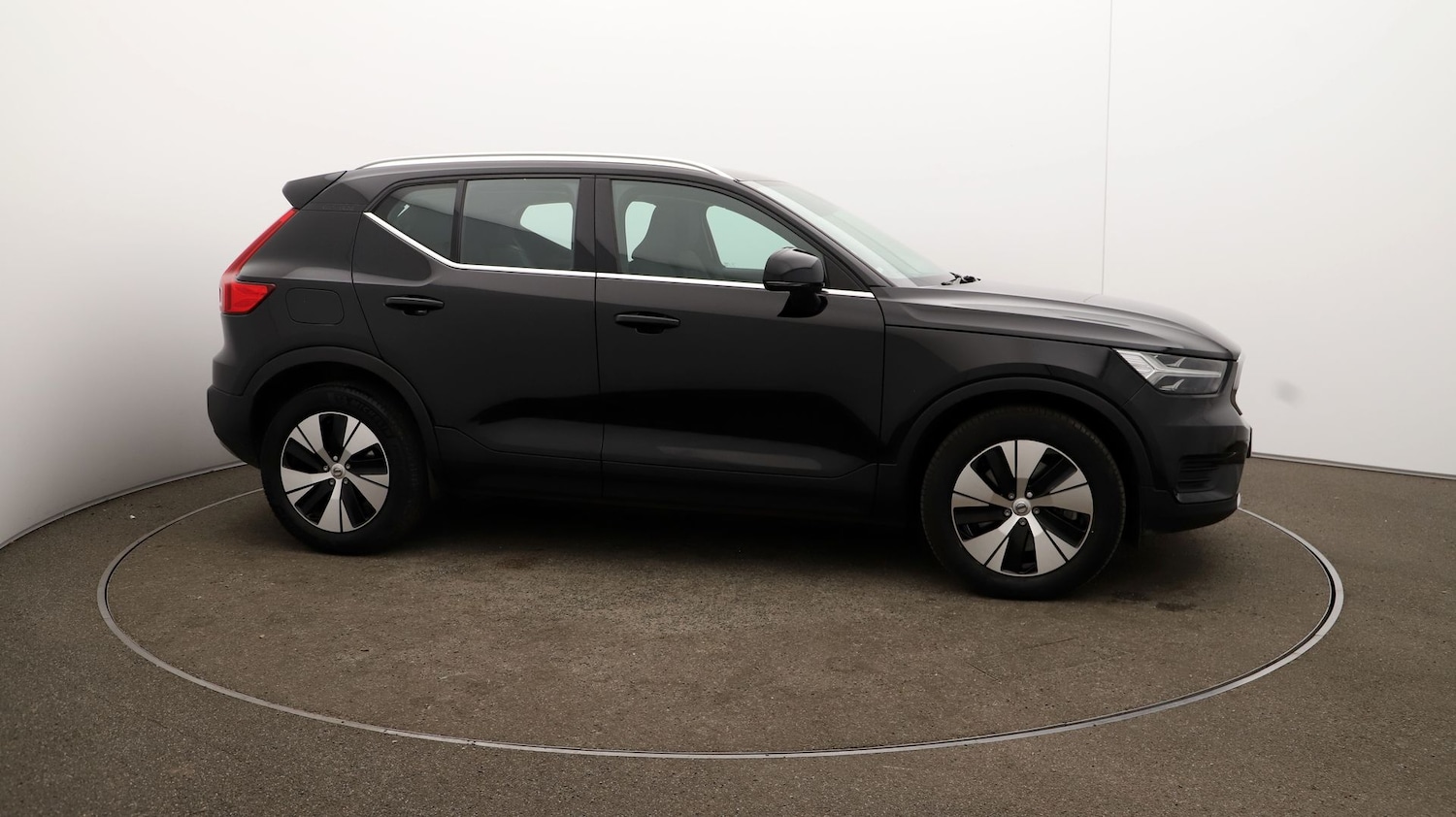 Used Volvo XC40 2021 for sale - 76811916: Photo 38