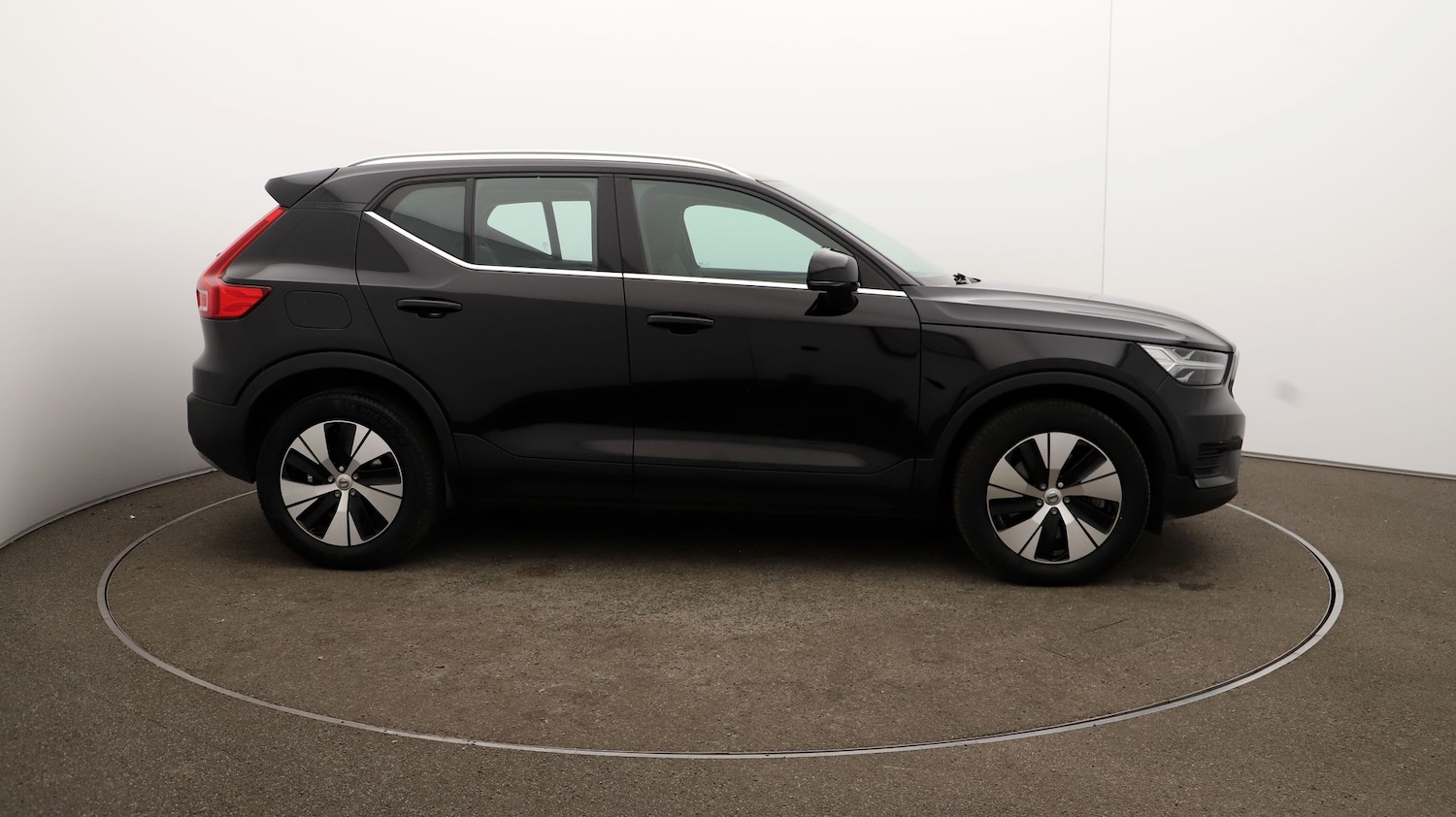 Used Volvo XC40 2021 for sale - 76811916: Photo 39
