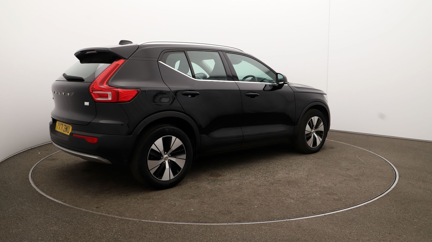 Used Volvo XC40 2021 for sale - 76811916: Photo 43