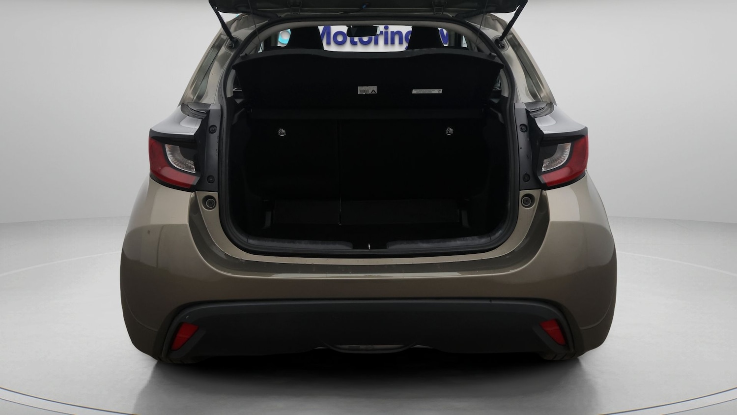 Used Toyota Yaris 2022 for sale - 77418471: Photo 17