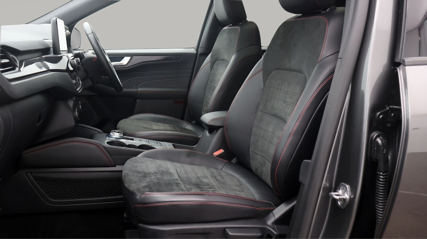 Used Ford Kuga 2022 for sale - 77650123: Photo 14