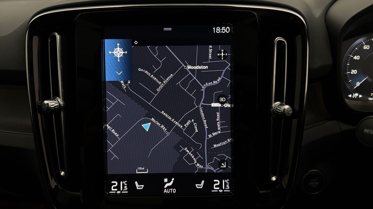 Used Volvo XC40 2023 for sale - 78150482: Photo 10