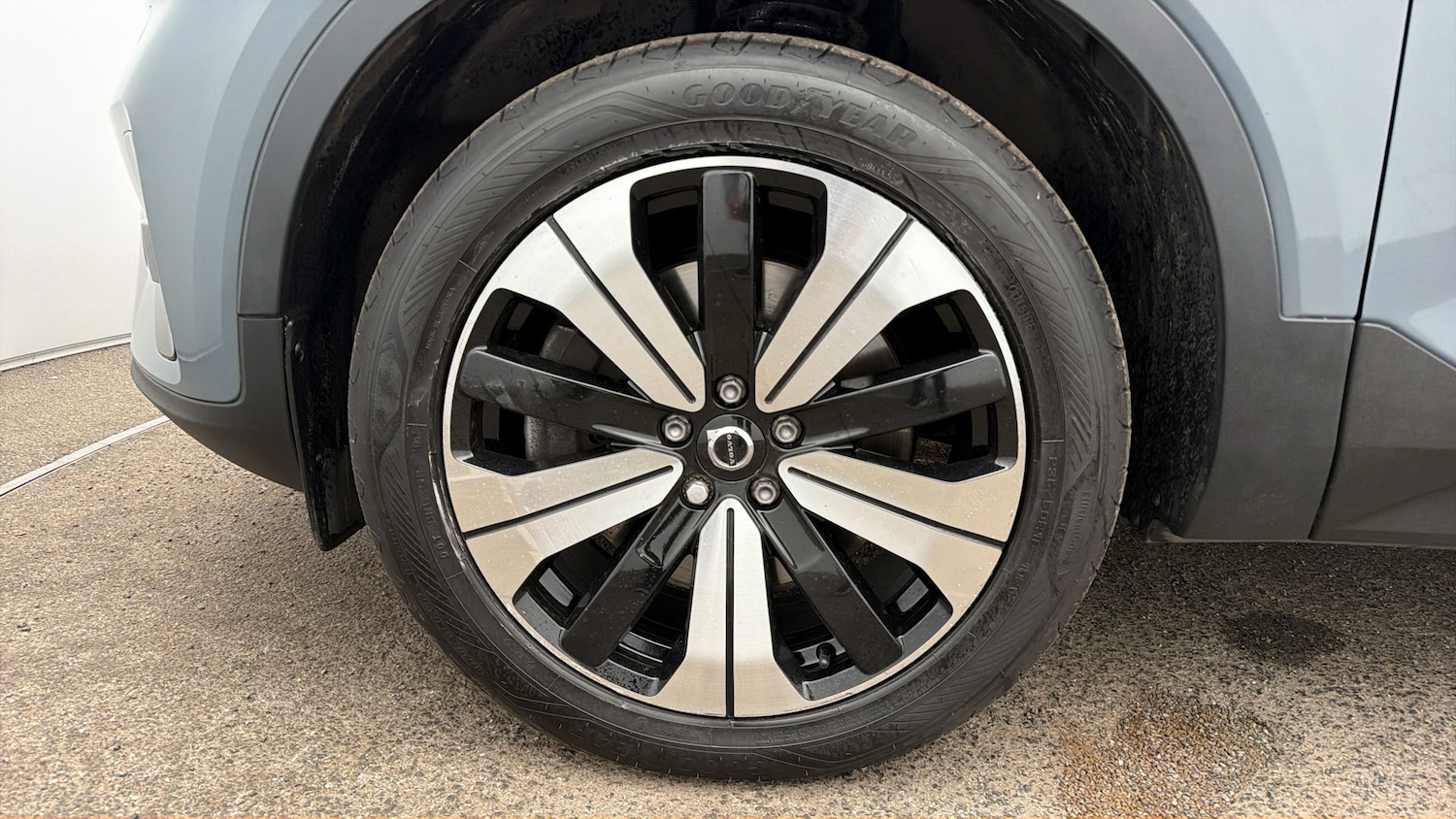 Used Volvo XC40 2023 for sale - 78150482: Photo 17