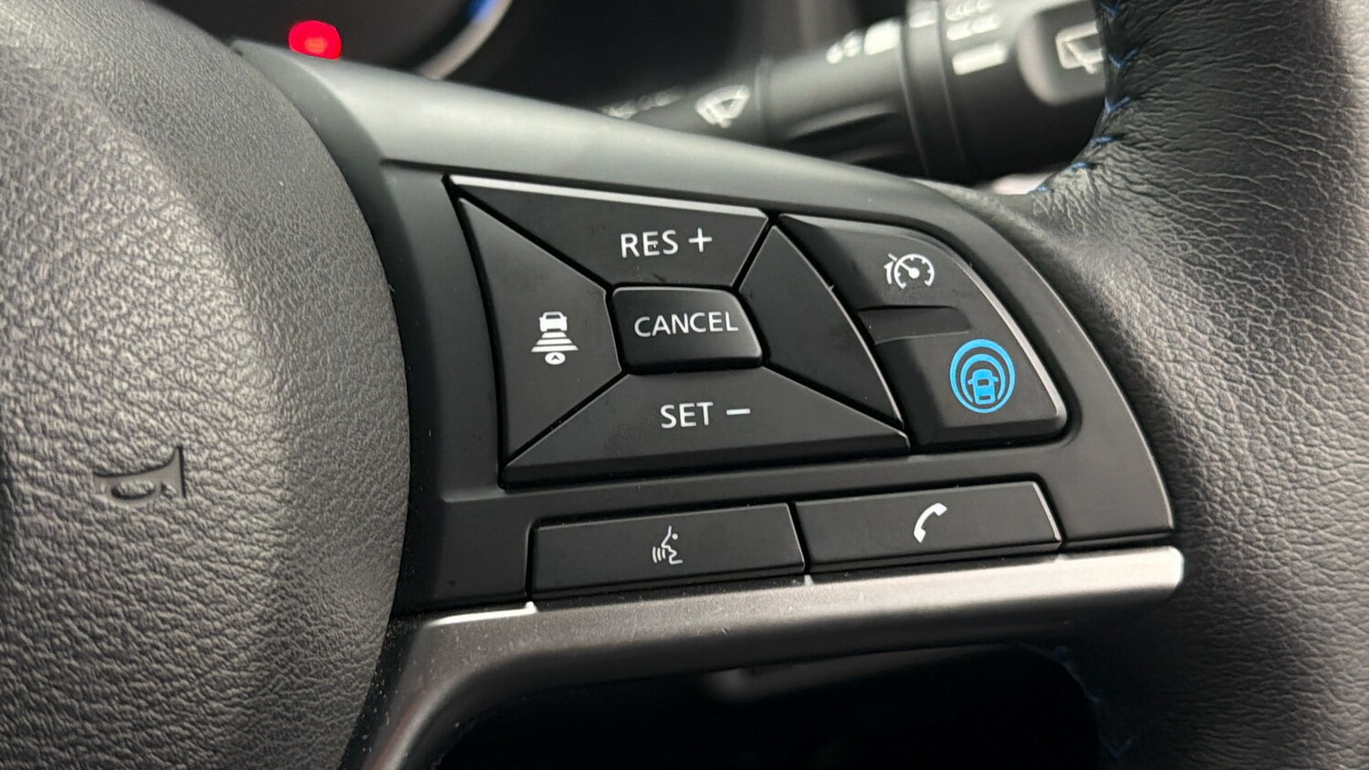 Used Nissan Leaf for sale - 77822089: Photo 23