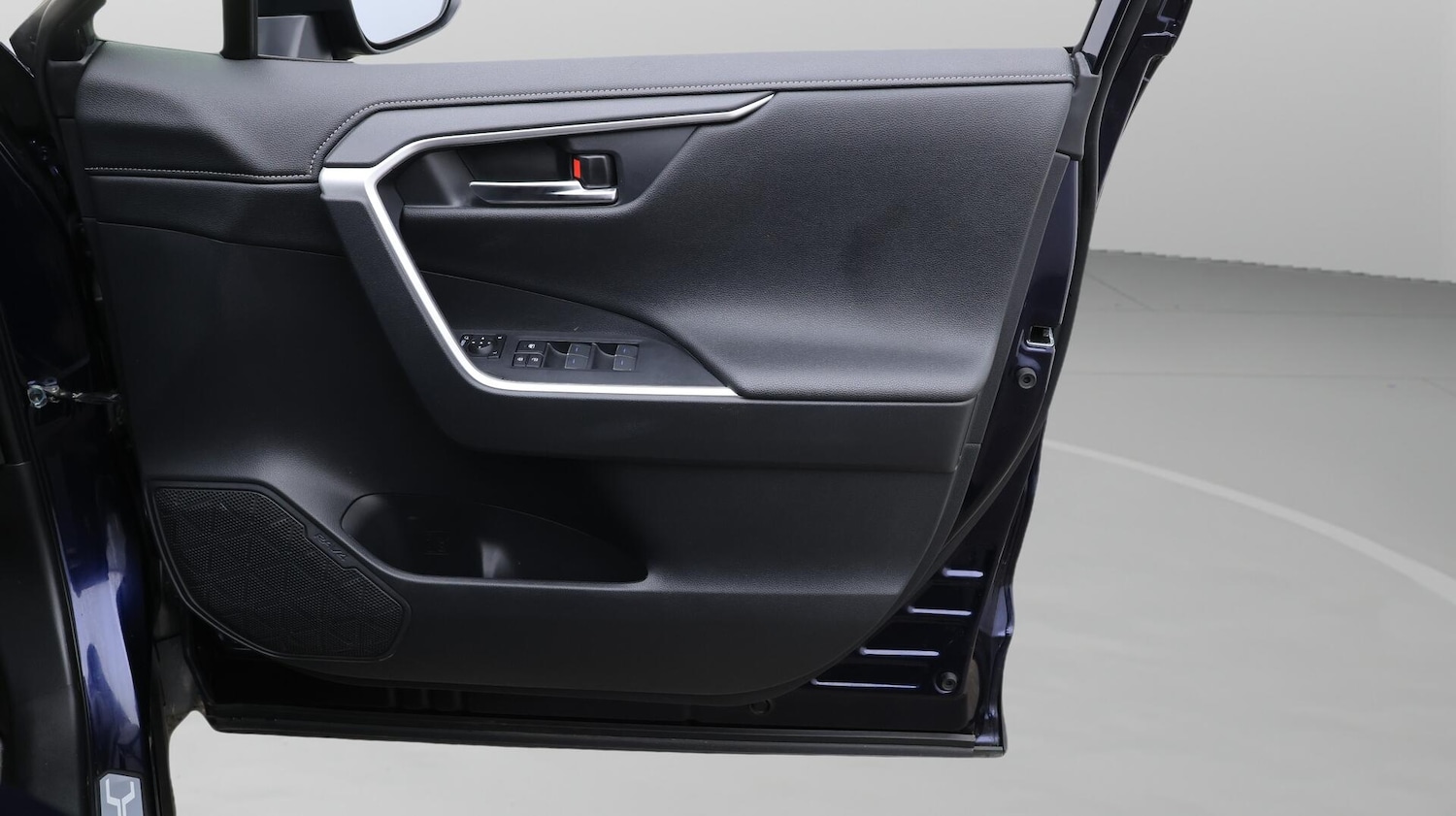 Used Toyota RAV4 2022 for sale - 76398654: Photo 16