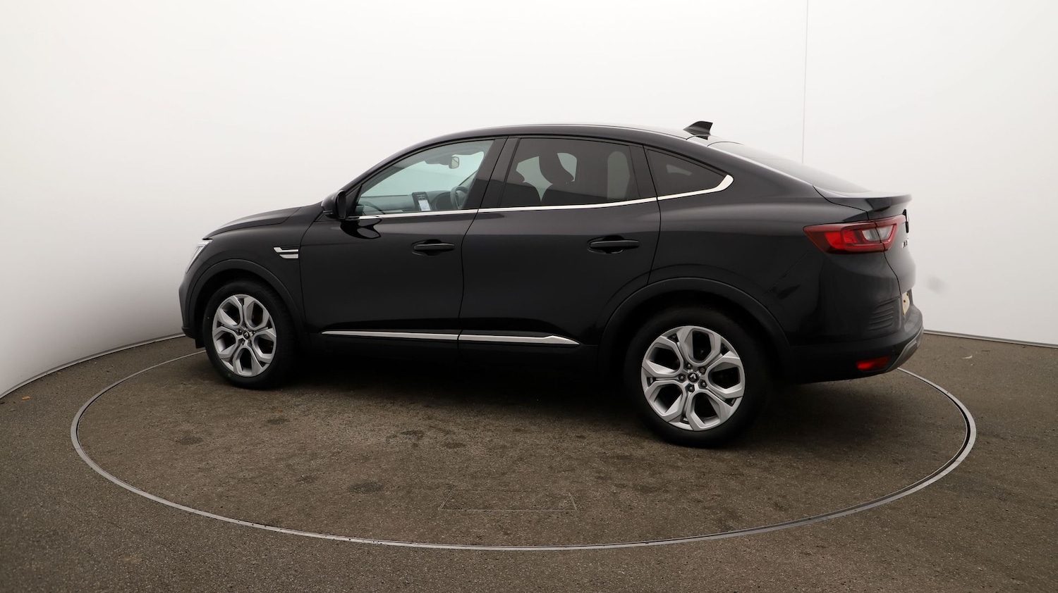 Used Renault Arkana 2023 for sale - 76810656: Photo 39