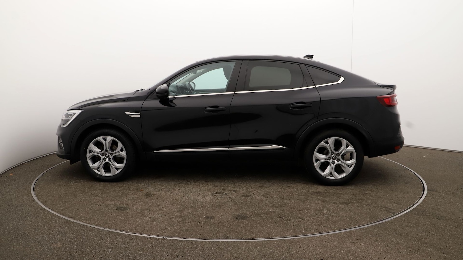 Used Renault Arkana 2023 for sale - 76810656: Photo 56