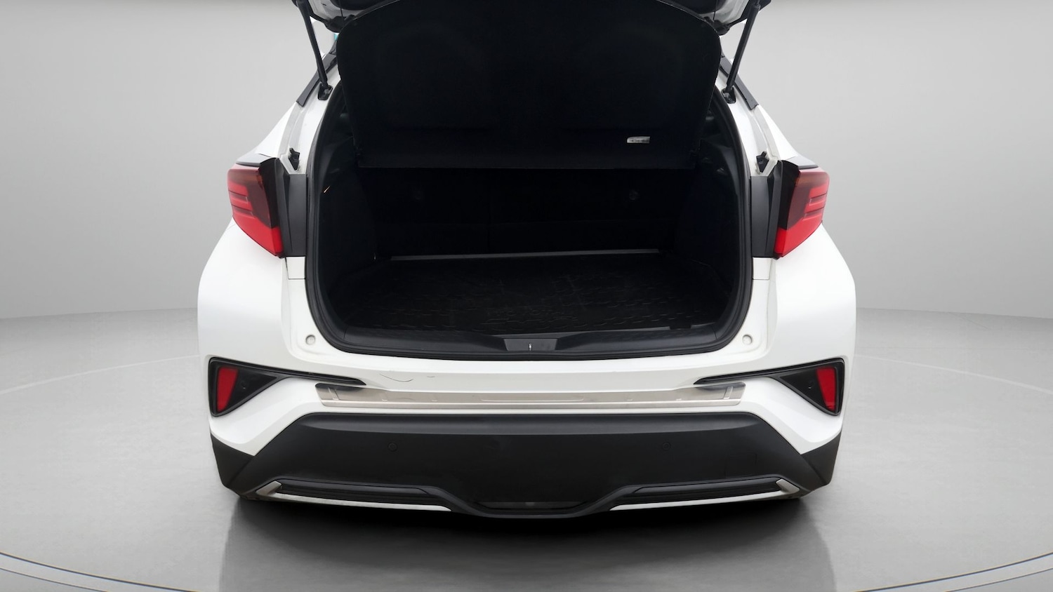 Used Toyota C-HR 2023 for sale - 77438008: Photo 17