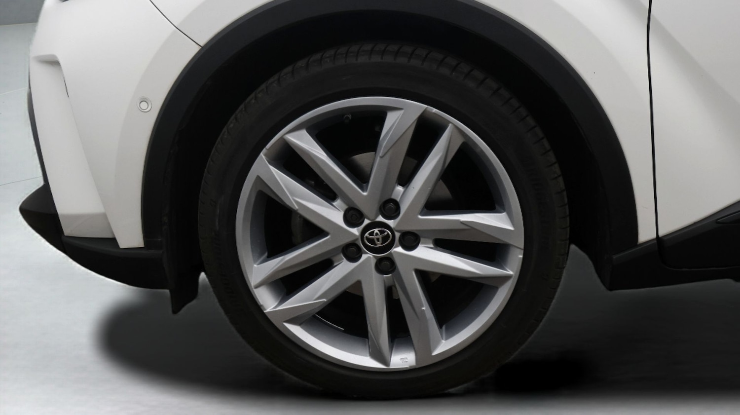 Used Toyota C-HR 2023 for sale - 77438008: Photo 18