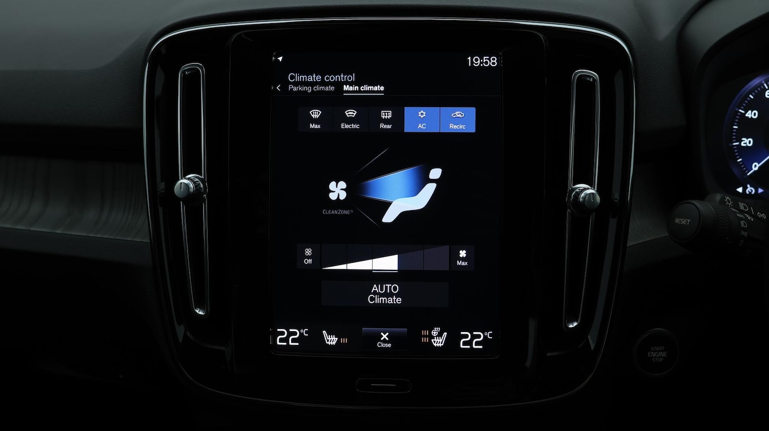 Used Volvo XC40 2020 for sale - 76138634: Photo 13